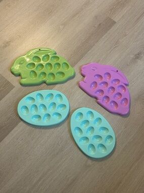 Bunny & Egg Plastic Easter Egg Coloring Egg Holder Set of 4